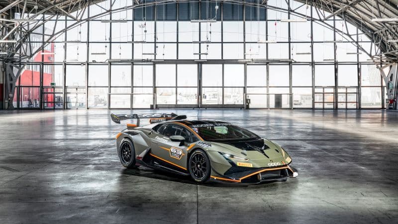 Lamborghini Huracán Super Trofeo EVO2 8K Wallpaper