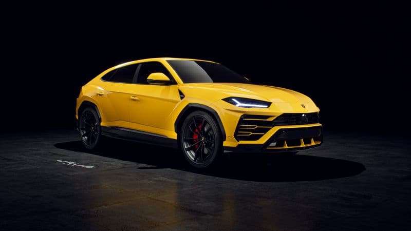 Lamborghini Urus AMOLED Wallpaper