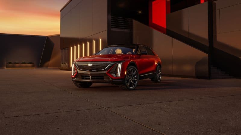 Cadillac Lyriq Sport Electric SUV Wallpaper