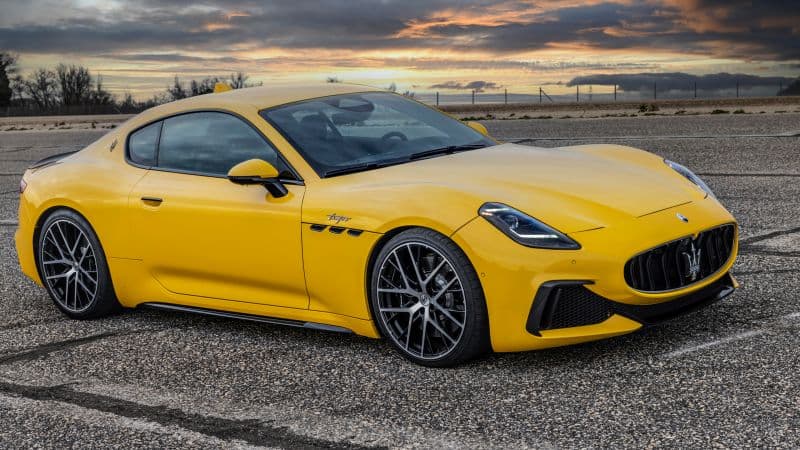 Maserati GranTurismo Trofeo 2023 Wallpaper