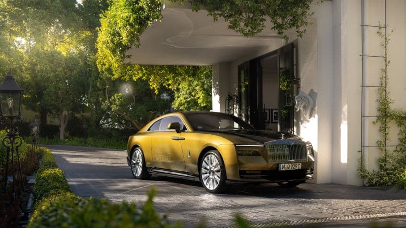 Rolls-Royce Spectre Performance EV Wallpaper