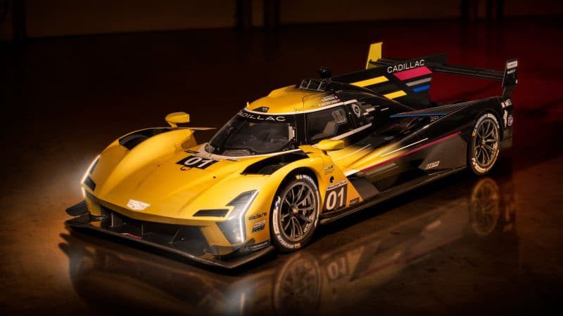 Cadillac V-LMDh Race cars Wallpaper