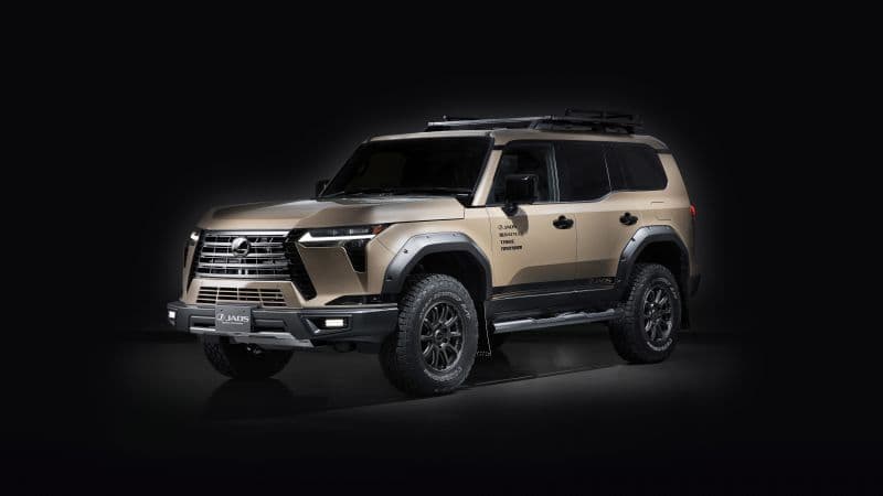 Lexus GX 550 Overtrail 2024 Wallpaper
