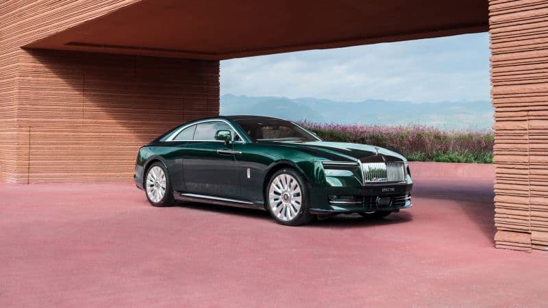 Rolls-Royce Spectre Emerald green Wallpaper