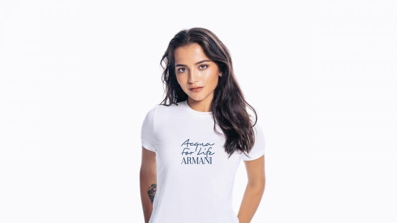Isabela Merced White background Wallpaper
