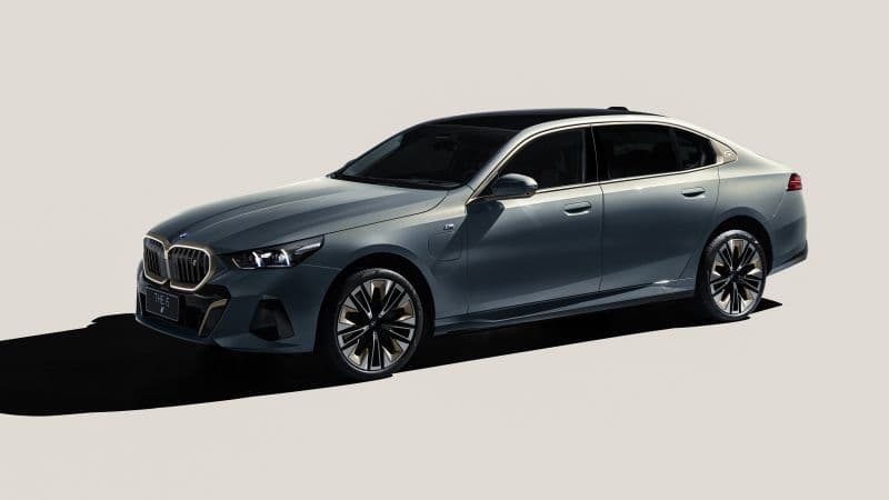 BMW i5 M Sport Electric Sedan Wallpaper