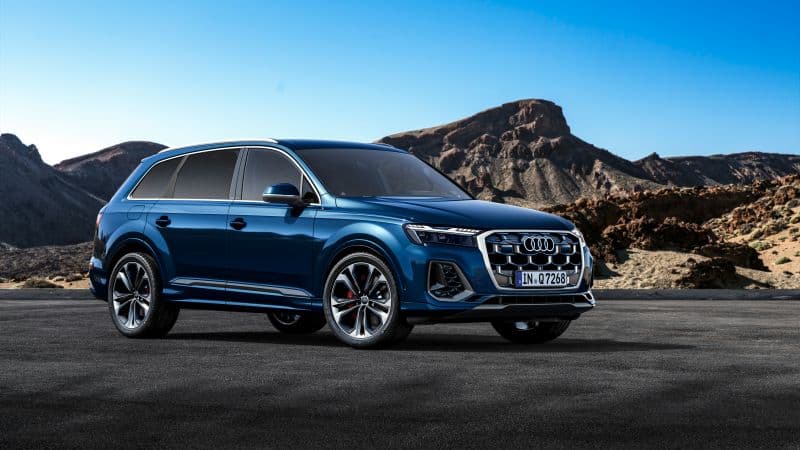 Audi Q7 2024 Wallpaper