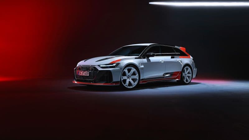 Audi RS 6 Avant GT 2024 Wallpaper