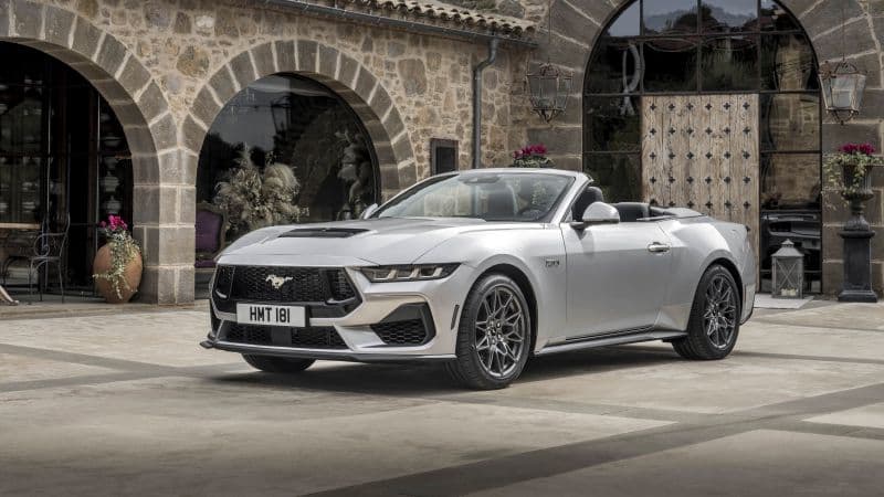 Ford Mustang GT Convertible 2024 Wallpaper