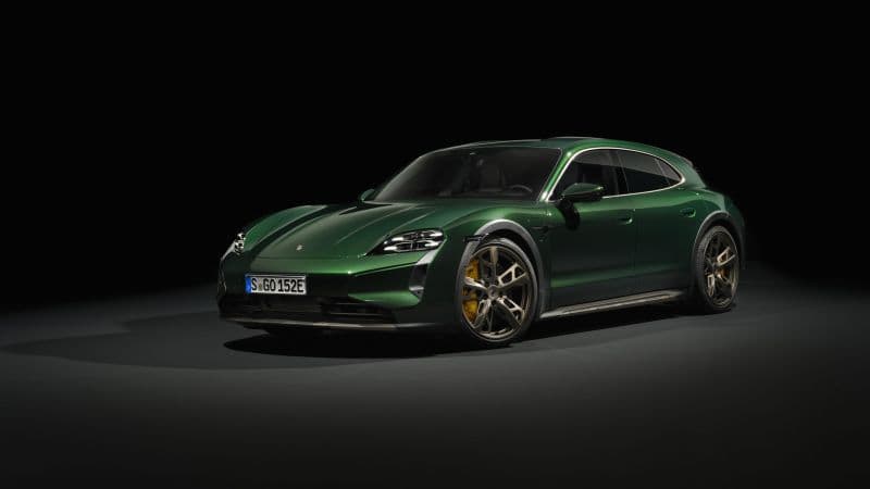 Porsche Taycan Turbo Cross Turismo 2025 Wallpaper
