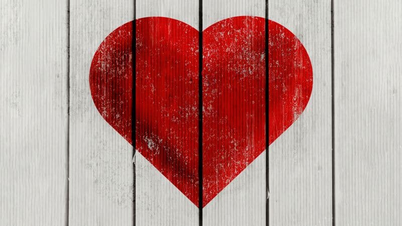 Red heart Wooden background Wallpaper