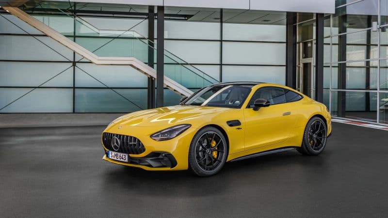 Mercedes-AMG GT 43 Coupé 2024 Wallpaper