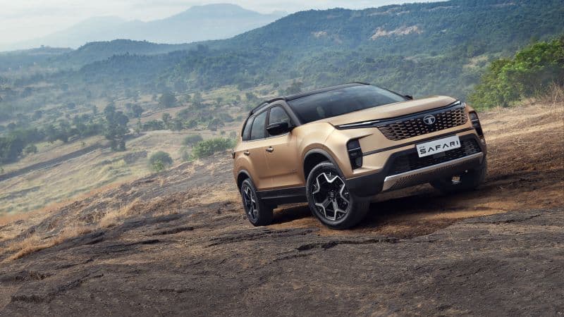 Tata Safari 8K Wallpaper
