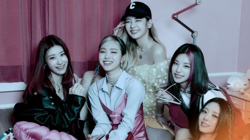 ITZY Korean singers Wallpaper