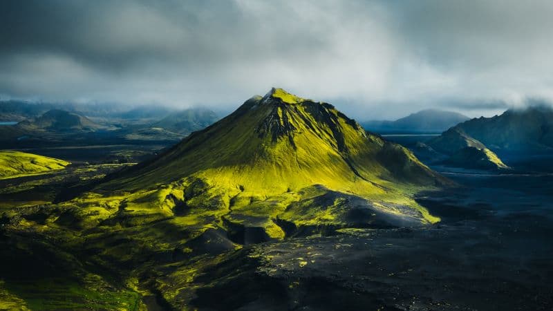 Maelifell Volcano Wallpaper