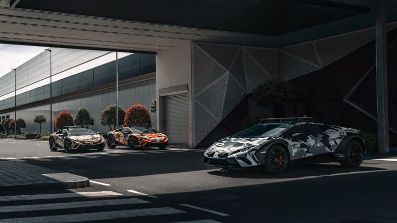 Lamborghini Huracan Sterrato Tarmac Wallpaper