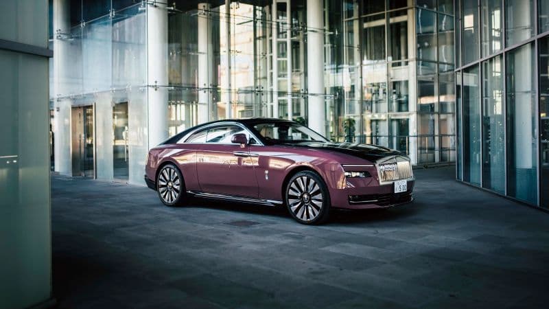 Rolls-Royce Spectre Japan Wallpaper