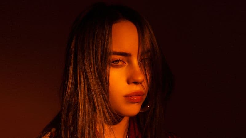 Billie Eilish Closeup Wallpaper