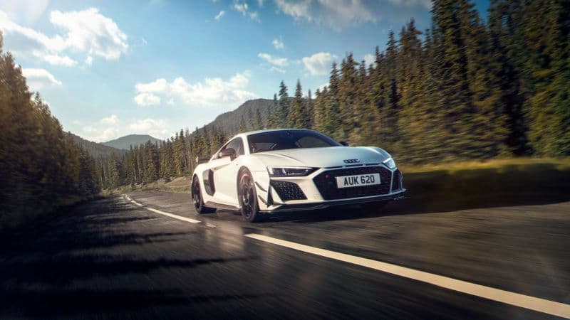 Audi R8 Coupé V10 GT RWD CGI Wallpaper