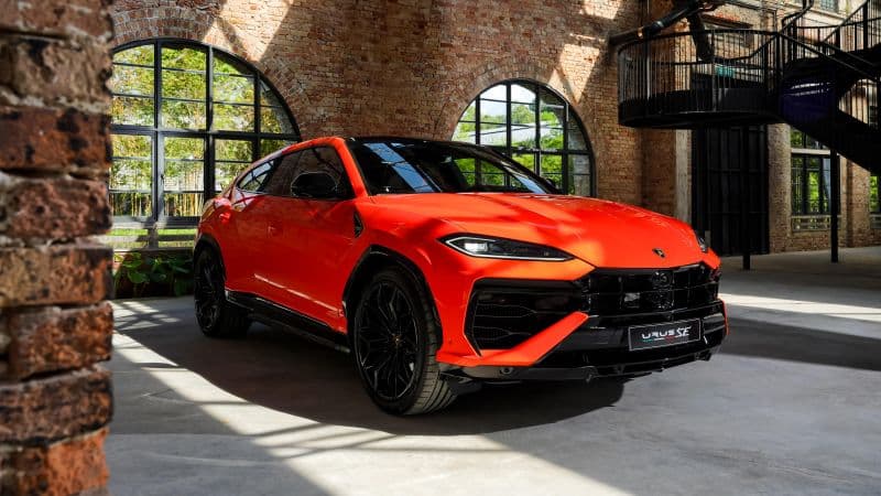 Lamborghini Urus SE 5K Wallpaper