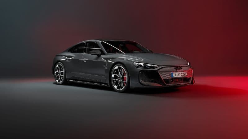 Audi RS e-tron GT 2024 Wallpaper