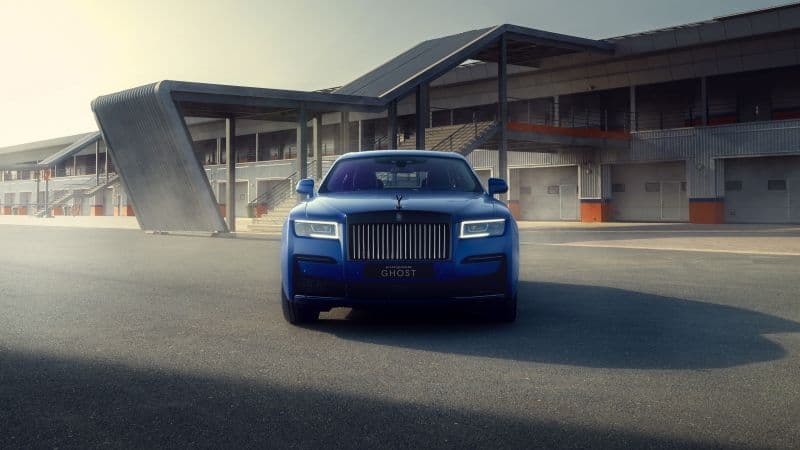 Rolls-Royce Black Badge Ghost Aesthetic Wallpaper
