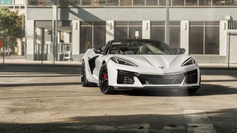 Chevrolet Corvette Z06 White cars Wallpaper