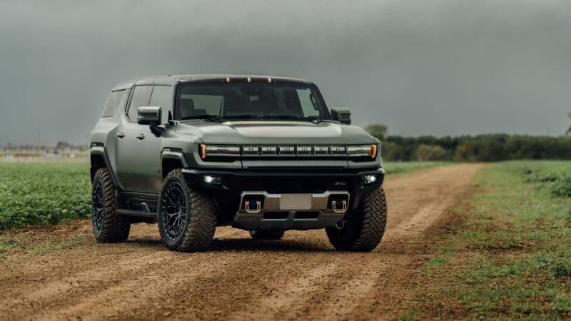 GMC Hummer EV Outdoor Wallpaper