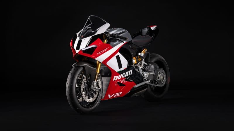 Ducati Panigale V2 Superquadro Final Edition 2025 Wallpaper
