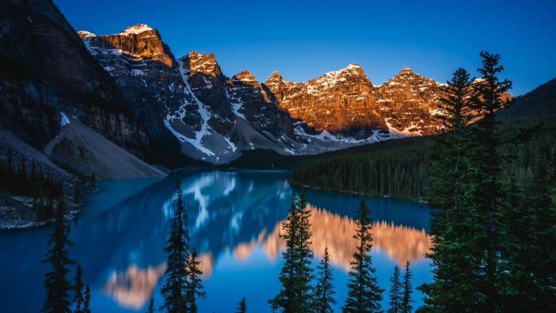 Banff National Park Scenery Wallpaper