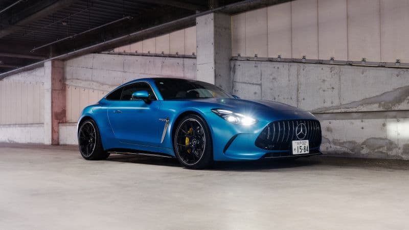 Mercedes-AMG GT 63 4MATIC+ 2024 Wallpaper