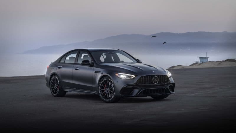 Mercedes-AMG C 63 S E Performance 2024 Wallpaper