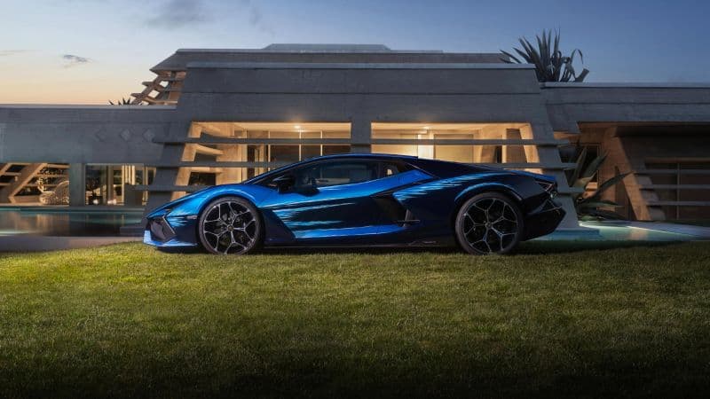 Lamborghini Revuelto Opera Unica Aesthetic Wallpaper