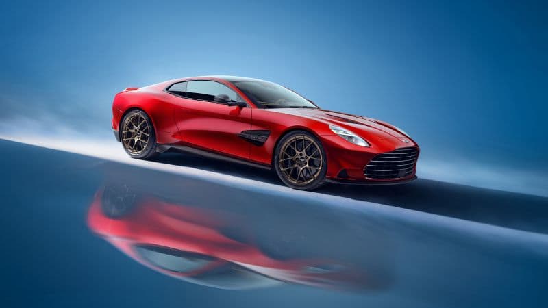Aston Martin Vanquish 2024 Wallpaper