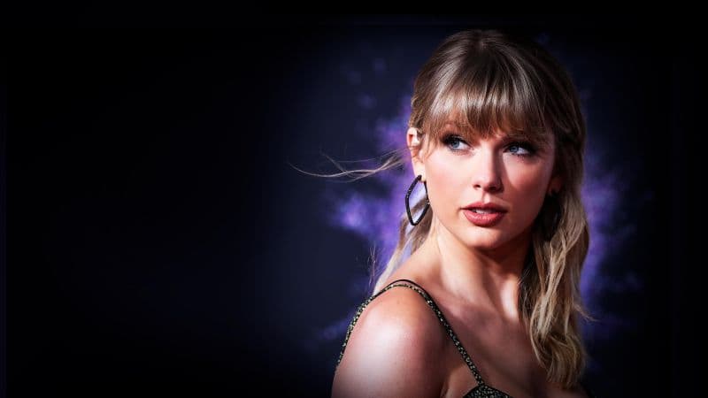 Taking On Taylor Swift Wallpaper
