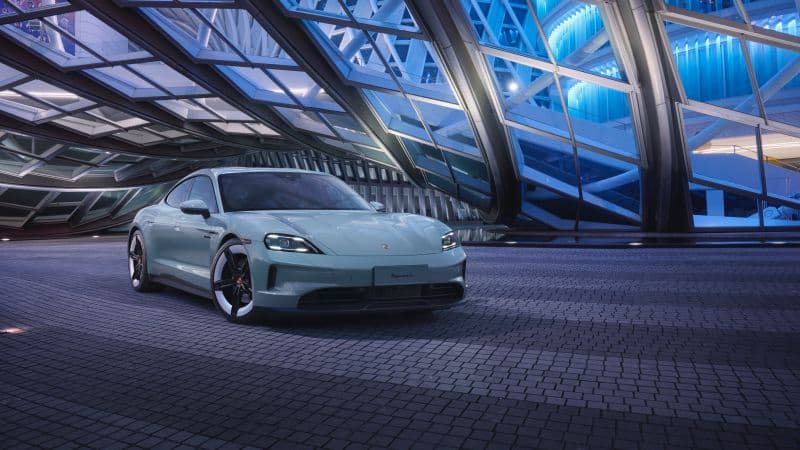 Porsche Taycan 4 2024 Wallpaper