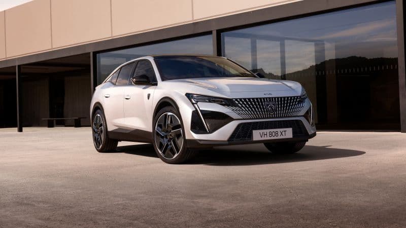 Peugeot E-408 GT 2024 Wallpaper