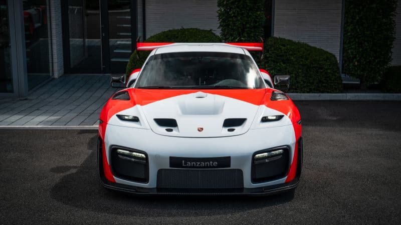 Lanzante Porsche 935 2024 Wallpaper