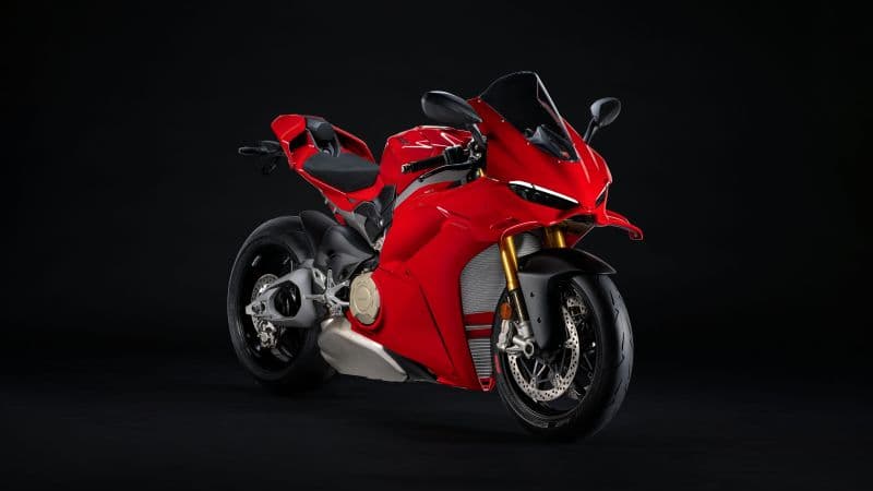 Ducati Panigale V4 S 2025 Wallpaper