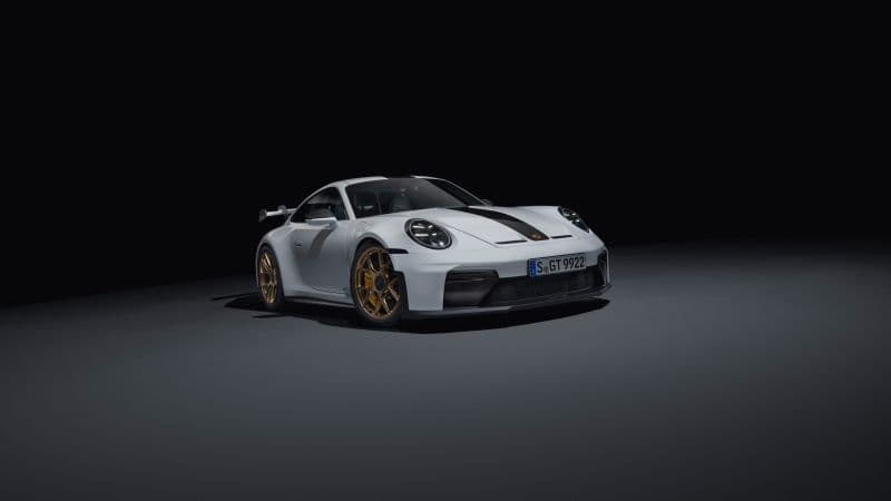 Porsche 911 GT3 Weissach Package Wallpaper