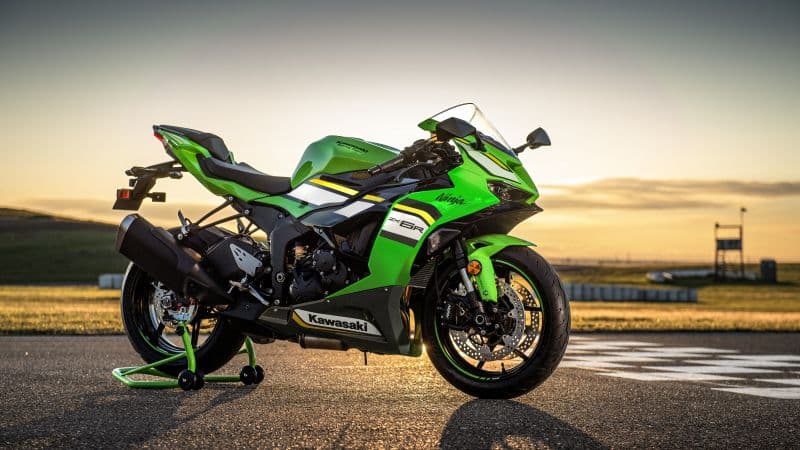 Kawasaki Ninja ZX-6R 2025 Wallpaper