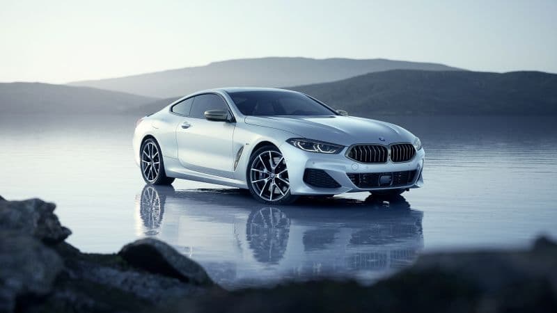 BMW 850i Luxury Sedan Wallpaper