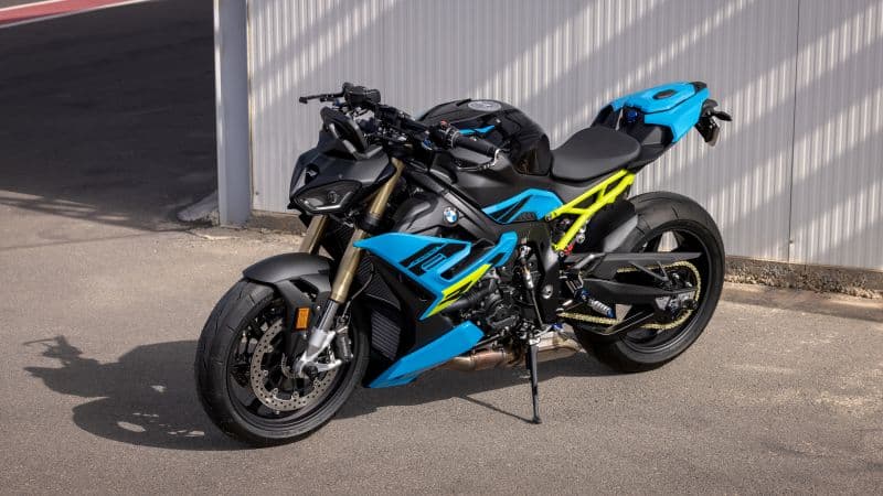 BMW S1000R Sport 5K Wallpaper
