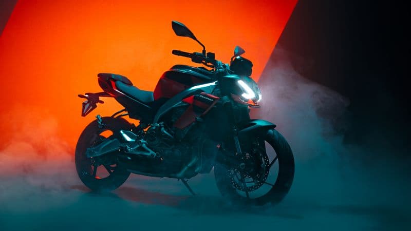 Aprilia Tuono 457 8K Wallpaper