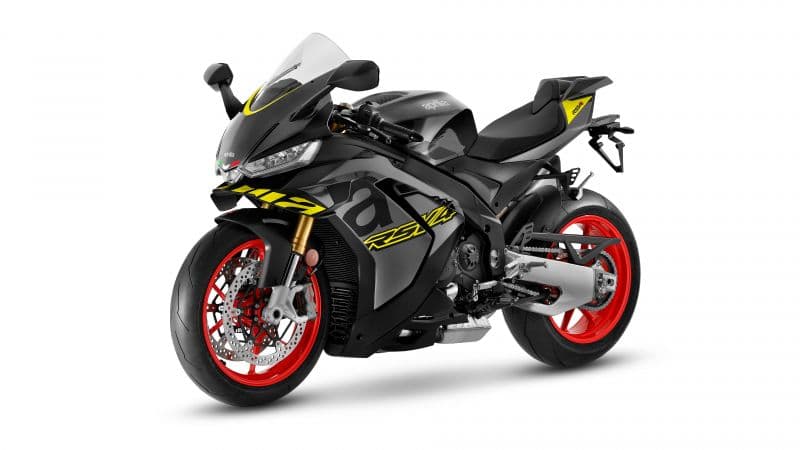Aprilia RSV4 2025 Wallpaper