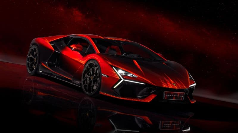 Lamborghini Revuelto Opera Unica 10K Wallpaper