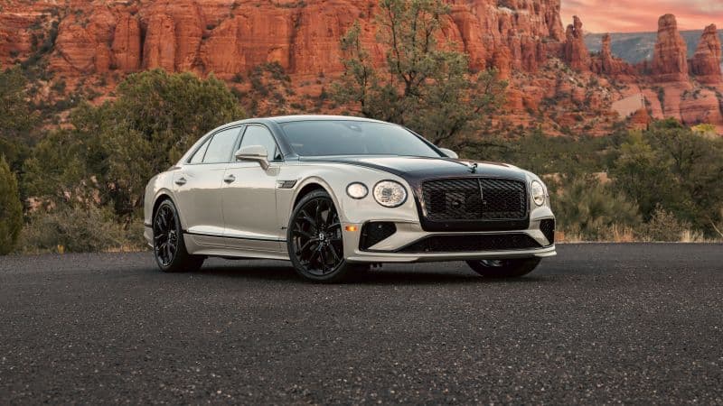 Bentley Flying Spur Speed Luxury Sedan Wallpaper