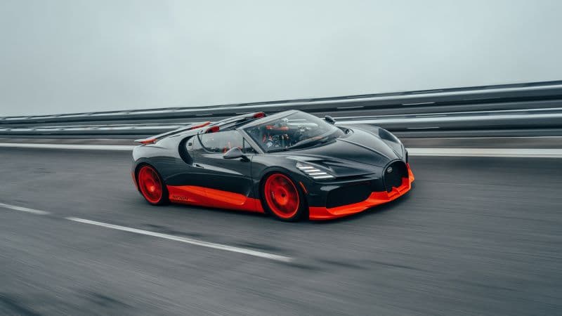 Bugatti W16 Mistral World Record Car Wallpaper