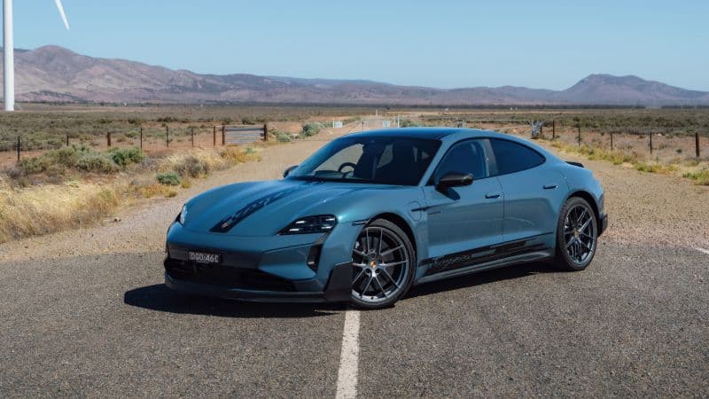 Porsche Taycan Turbo GT 2024 Wallpaper