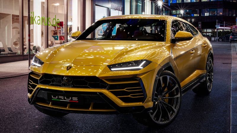 Lamborghini Urus Super SUV Wallpaper